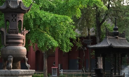 temple’s central axis